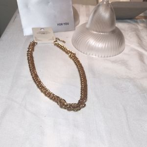 Golden necklace by Dream Plus